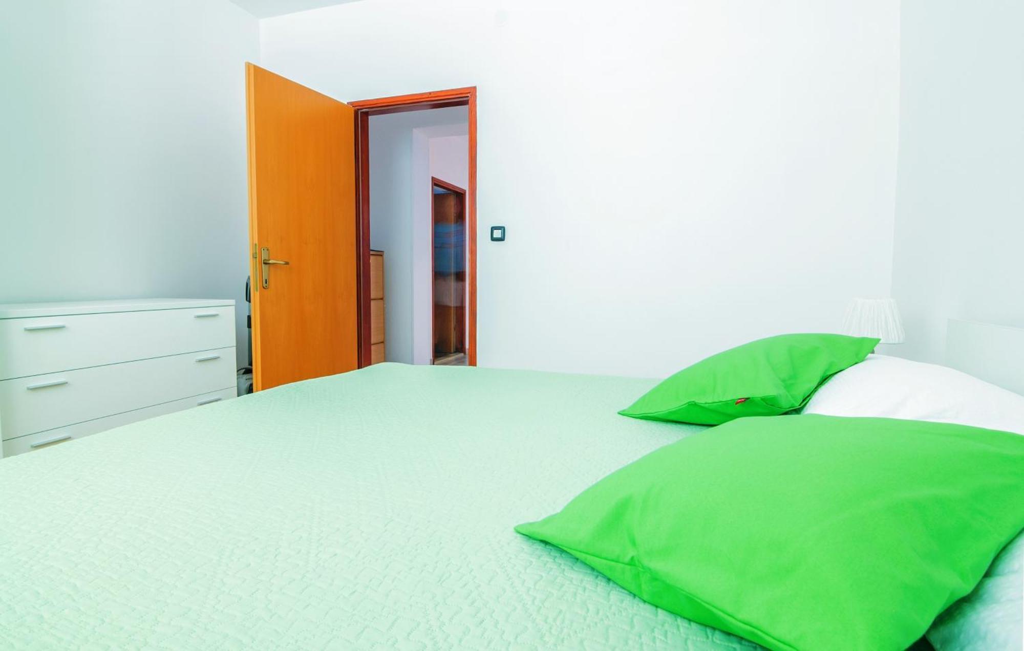 Nicole Apartmán
