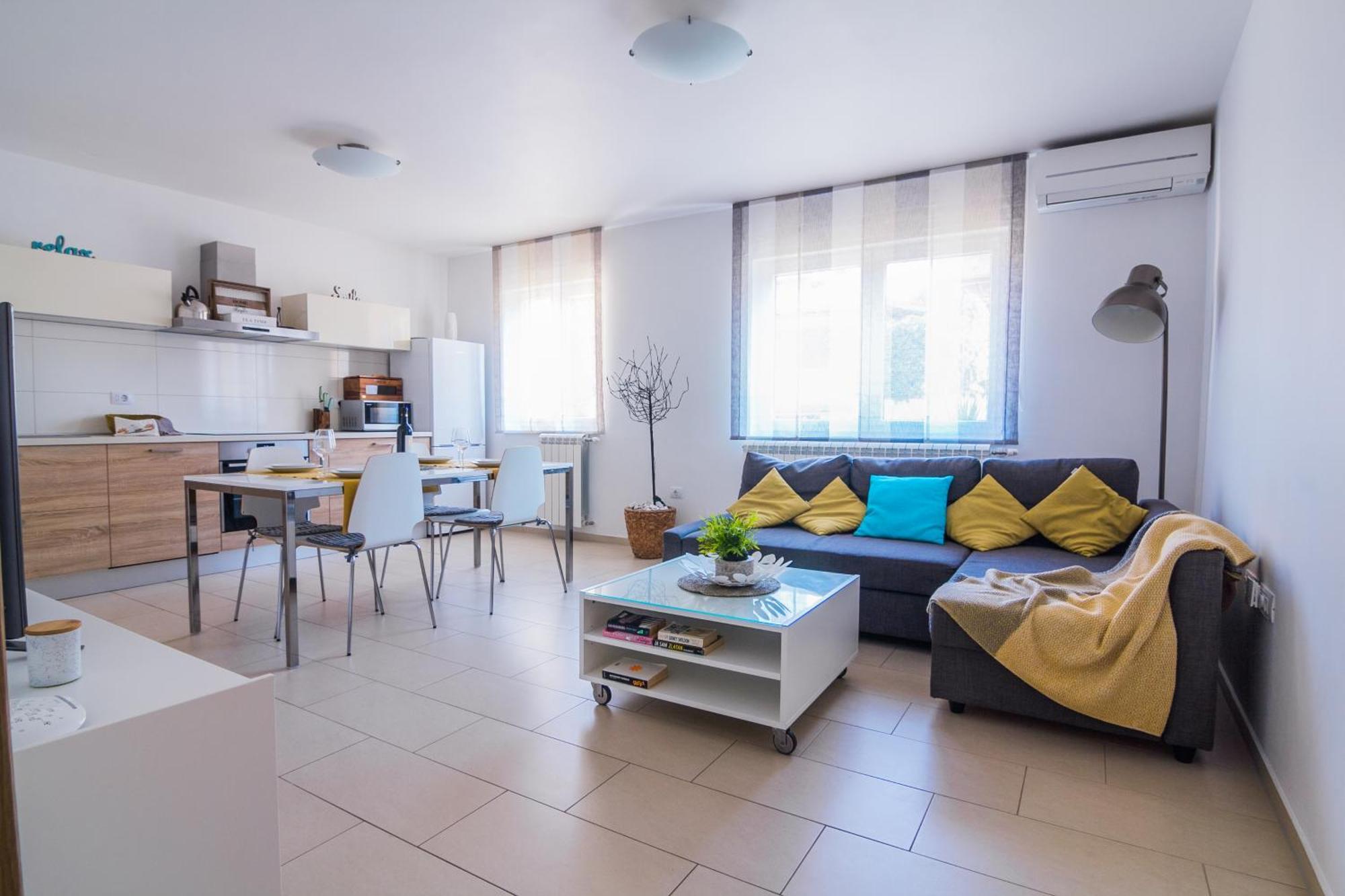 Nicole Apartmán *